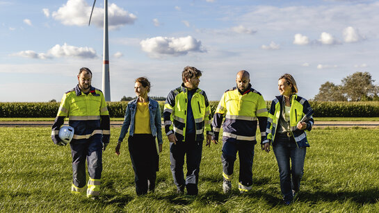 Sfeerfoto van medewerkers van Fluvius